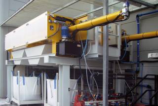 Filter press with discharge in big-bag